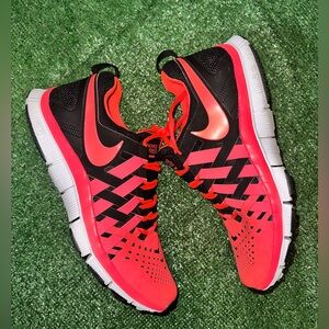 Nike Fingertrap Trainers size 14